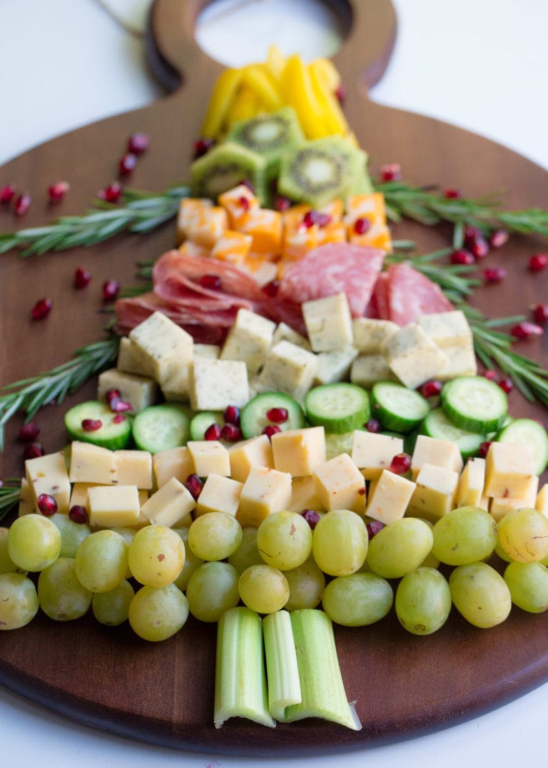 Christmas Charcuterie Board Wholesomelicious